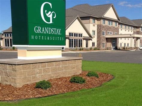 GrandStay Hotel & Suites Thief River Falls